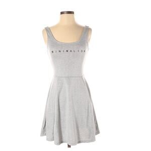 A15). Sleeveless U-Neckline Pleated Maxi Dress Gray Size 4